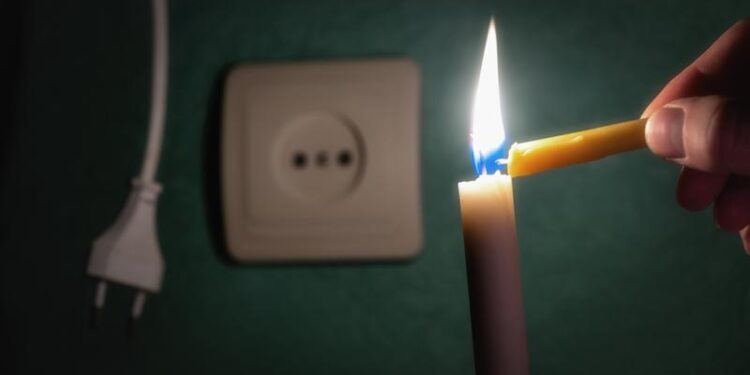 Atenție: Posibil deficit de energie electrică vineri seara, 27 martie 2026