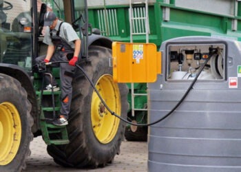 Fermierii au cerut autorităților sprijin pentru achiziția de carburanți