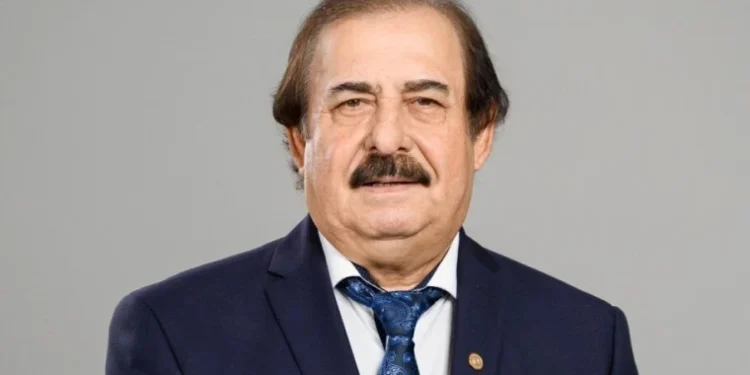 Скандал или потеря гонораров? Маэстро Ботгрос решил сдать мандат депутата PAS