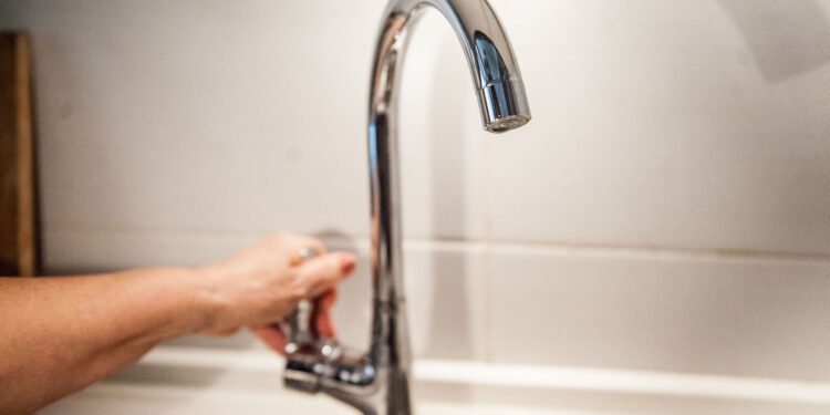 Fără apă la robinet: cum supraviețuiesc bălțenii în criza de pe Nistru