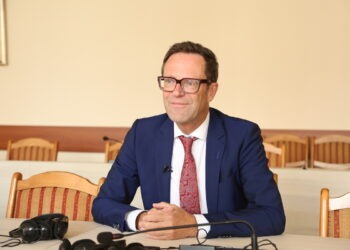 De dragul lui von Hebel, legea a fost modificată, aprobată și pusă în aplicare în 2 zile.