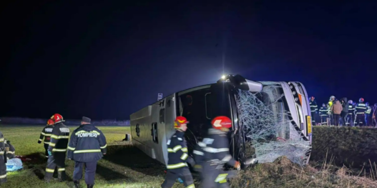 Трагедия на трассе в Румынии: маршрутка из Кишинёва перевернулась