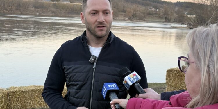 Ministrul Mediului, Gheorghe Hajder, a anunțat că ultimele măsurători efectuate de-a lungul râului indică o ameliorare constantă a calității apei, de la Naslavcea până la zona Vadul lui Vodă.