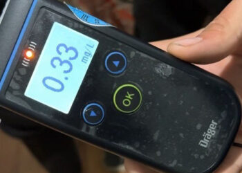 Un motociclist beat s-a prezentat la Poliție după ce a fugit de carabinieri