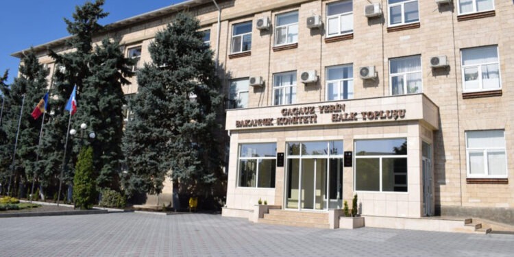 Госканцелярия оспорит решение о назначении выборов в Гагаузии. Что говорят в автономии?