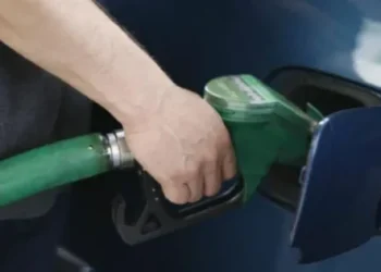 Dar Moldova nu poate? Cum țările UE protejează cetățenii de scumpirea carburanților