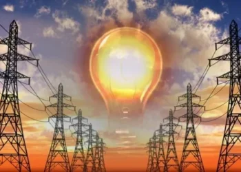 Alertă în energetică: posibile întreruperi de lumină și nou mod de stabilire a prețurilor la energie și carburanți