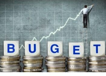 Experți: după carburanți – alte valuri de scumpiri: gazul, produse, servicii