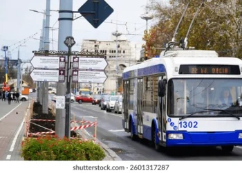 Мэрия Кишинева сообщает, что 14 и 15 марта, начиная с 08:00, временно приостановлено движение транспорта на бульваре Дачия.