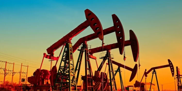 Prețul petrolului va continua să crească, iar criza care vine va fi istorică: Nicio țară nu va fi imună!