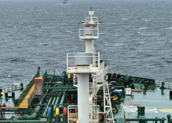 Нефтяной кризис в Индии на фоне закрытия Ормузского пролива