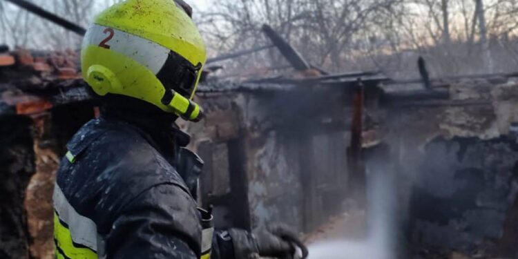 Мужчина получил ожоги в результате эксплуатации газового баллона в жилом доме