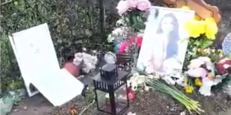 Могила Андреи Кучук осквернена: «Следы на могиле и странные свечи, возможно, ритуалы»