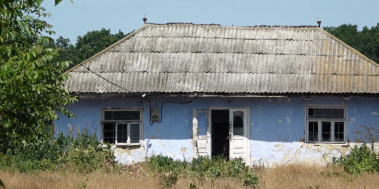 Dezmăț la Strășeni! Impozite de până la 300% pentru case „neîngrijite”. Localnicii cer anularea deciziei