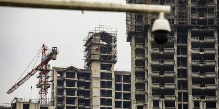 Apartamentele se scumpesc, dar nu se mai vând. Piața imobiliară a intrat în blocaj