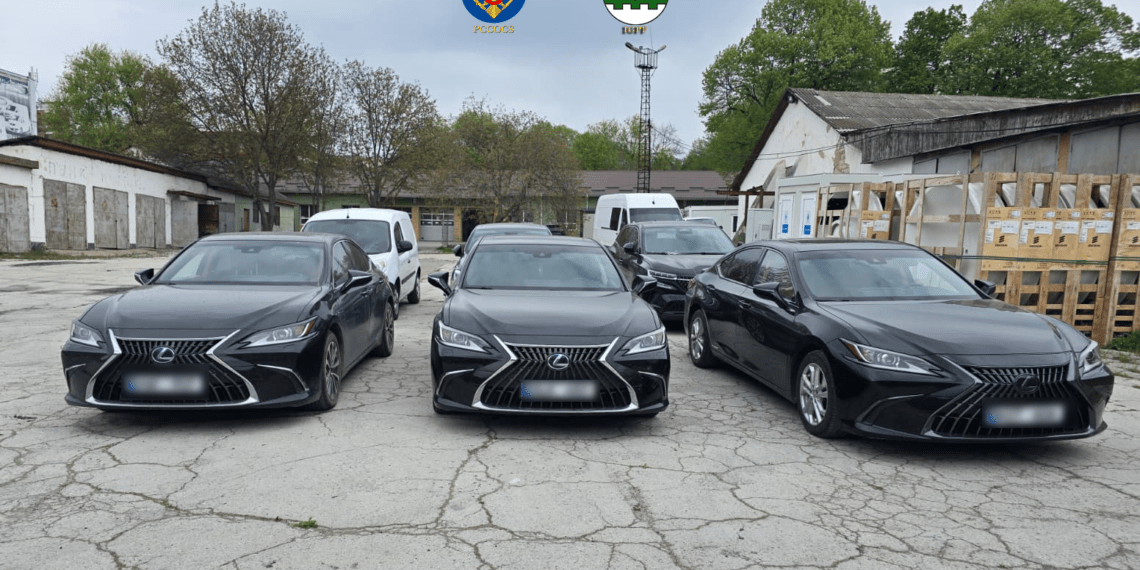 Rețea internațională de contrabandă cu mașini în leasing, destructurată: Prejudiciu de 3,5 milioane lei