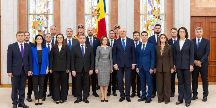 Как действия властей PAS влияют на поддержку евроинтеграции в Молдове