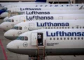 Lufthansa отменяет 20 тысяч рейсов из-за удвоения цен на авиатопливо в свете блокады Ормузского пролива