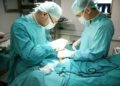Хирурги и анестезиологи требуют справедливой оплаты труда: онлайн-петиция за пересмотр законодательства