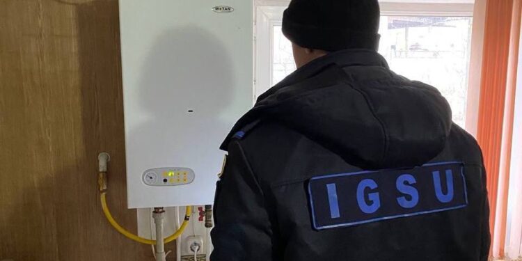 Двое детей отравились угарным газом из-за неисправной газовой колонки в Гагаузии