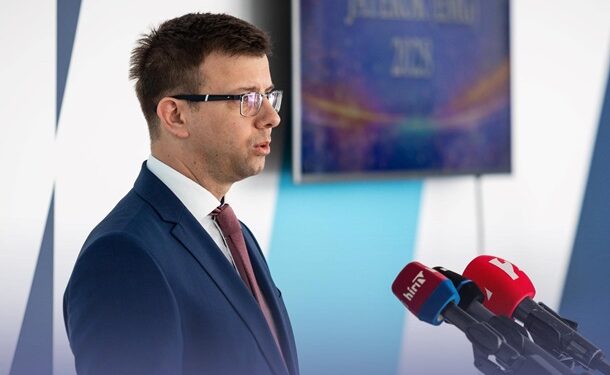 Венгрия подтвердила транзит нефти через Дружбу