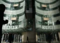 BBC сократит до 2000 рабочих мест в ближайшие два года, чтобы сэкономить 575 млн евро на операционных расходах