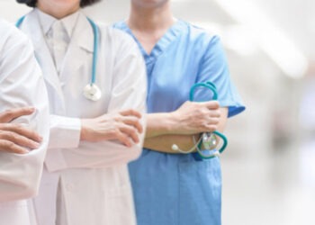 Medicii cer salarii echitabile: Specialitățile cu risc mare, plătite mai puțin decât altele