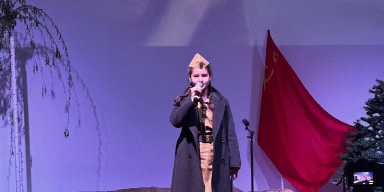 В молдавском городе Басарабяска прошёл фестиваль военно-патриотической песни, стихов и рисунков «Я помню, я горжусь», приуроченный к 81-й годовщине Победы в Великой Отечественной войне