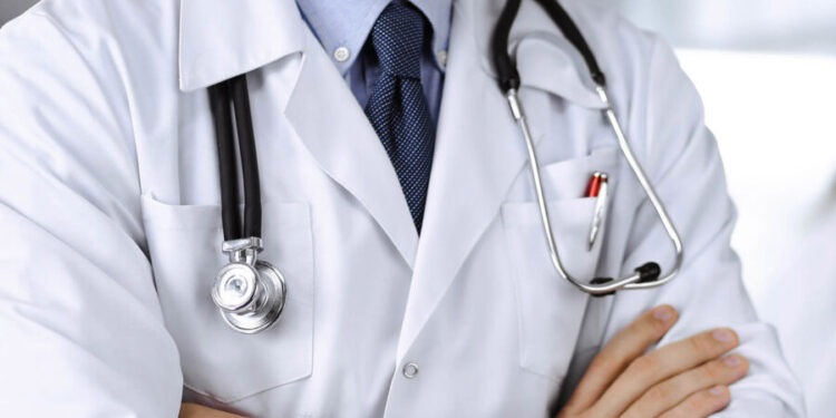 Sindicatele cer salarii mai mari cu peste 10% și condiții de muncă decente pentru a opri exodul medicilor