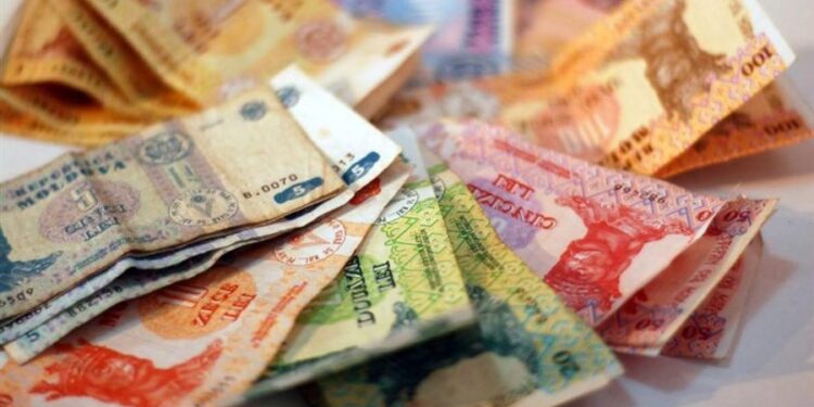 В Молдове фиксируется рост снятия наличных из банков