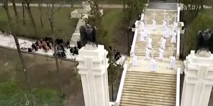 Кладбище героев в Кишинёве. Показуха для румынских спонсоров или переписывание истории