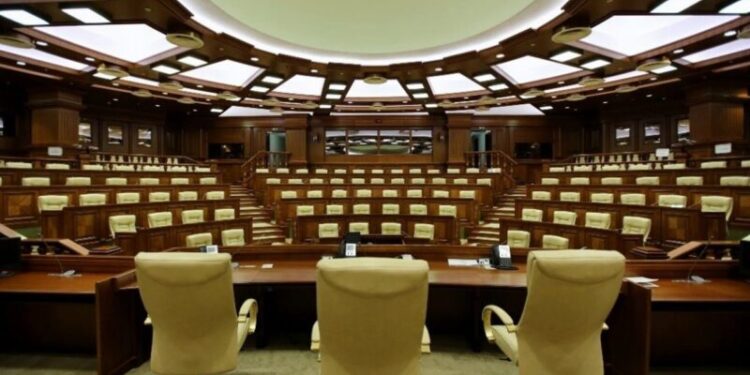 Codul privind funcționarea Parlamentului ajunge pe masa Consiliului Europei și a Comisiei de la Veneția