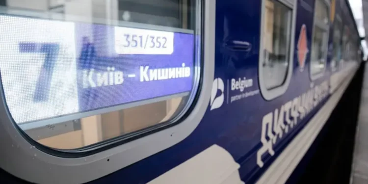 Укрзалізниця запускает тестовый прямой рейс из Киева до аэропорта Кишинева
