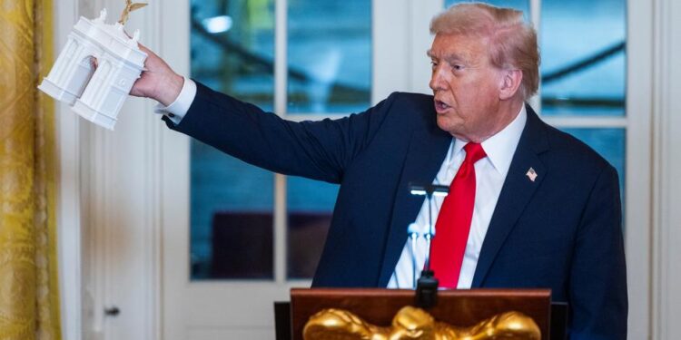 Трамп хочет построить в Вашингтоне триумфальную арку