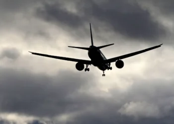 Sute de zboruri Lufthansa anulate din cauza grevei piloților. Însoțitorii de bord anunță un nou protest similar