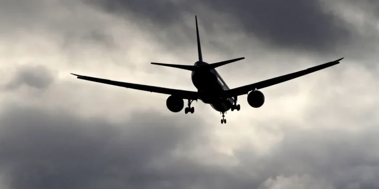 Sute de zboruri Lufthansa anulate din cauza grevei piloților. Însoțitorii de bord anunță un nou protest similar