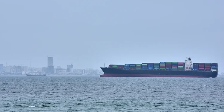 Iran: un acord cu SUA este încă departe, Strâmtoarea Hormuz rămâne sub tensiune