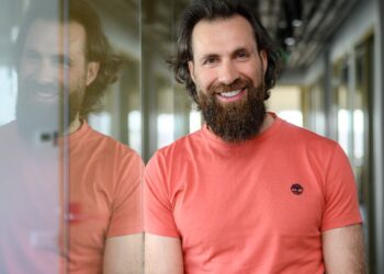 Три четверти румын сократили расходы на фоне экономического кризиса — исследование TBI Bank