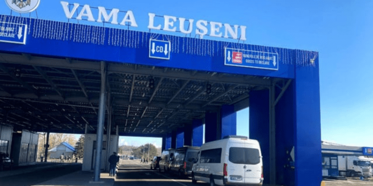 Activitatea pe sectorul marfar, suspendată temporar la punctele vamale de la frontiera cu România