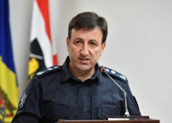 Un sistem, două realități: Cât câștigă șeful IGP și polițiștii de rând?
