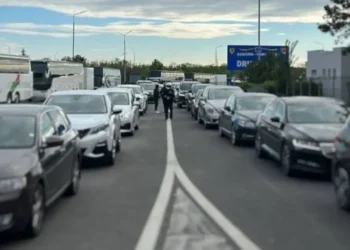 Очереди на КПП Леушень при выезде из Молдовы: введена процедура REVERS