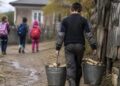 Inegalitatea de gen, infiltrată copiilor de mici, în Moldova, și în 2026: Fetele gătesc mai des și muncesc mai mult acasă, iar băieții — în agricultură