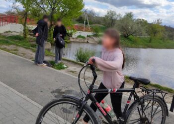 Femeie a sărit în apă pentru a salva un copil care se îneca la Lacul Orășenesc din Bălți