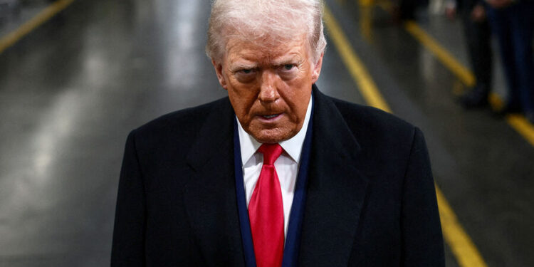 Politico написало о «непривычной» роли Трампа в Китае
