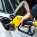 Opinie: Carburanții s-ar putea scumpi cu până la 60 de bani pe litru