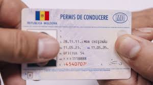 Iarăși? În Moldova a început eliberarea permiselor de conducere de tip nou