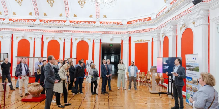 „7000 de ani sub vin”: expoziție despre istoria antică a vinificației în Moldova