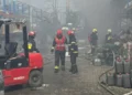 Incendiul devastator de la un depozit auto din sectorul Ciocana: Prejudiciul estimat se ridică la circa 30 milioane lei