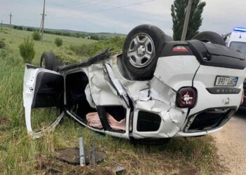 Accident feroviar la Gangura: o mașină a fost lovită de un tren marfar
