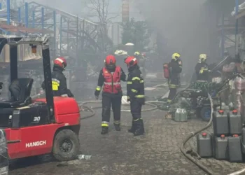 Incendiul devastator de la un depozit auto din sectorul Ciocana: Prejudiciul estimat se ridică la circa 30 milioane lei
